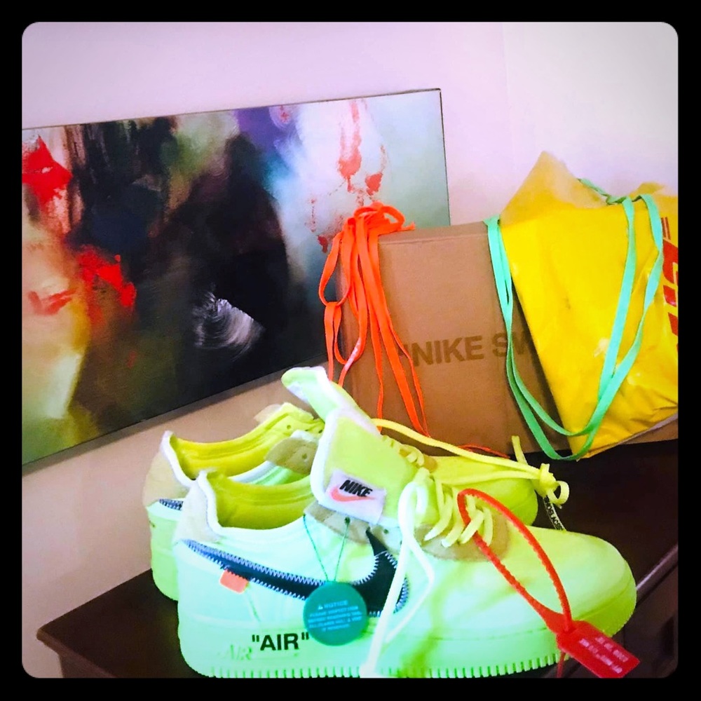 AUTHENTIC OFF-WHITE x NIKE AIR FORCE 1 LOW “VOLT”